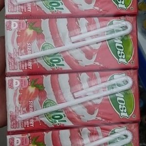 Sữa Yomost vị dâu vỉ 4 hộp
